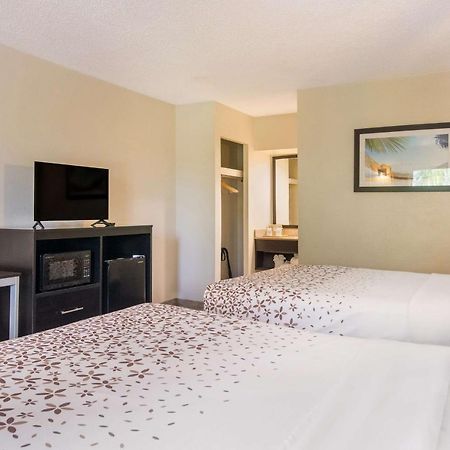 Surestay Hotel By Best Western St Pete Clearwater Airport Esterno foto